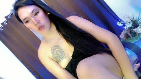 audrey_love69 momentopname van live room op Chaturbate
