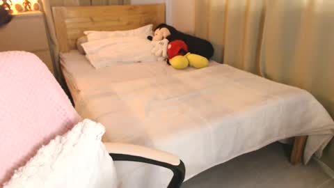 azianalina Momentaufnahme des Live-Raums auf Chaturbate