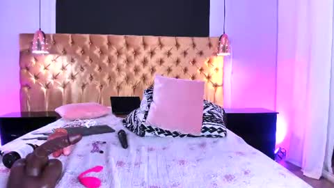 barbaraferrer_ Momentaufnahme des Live-Raums auf Chaturbate