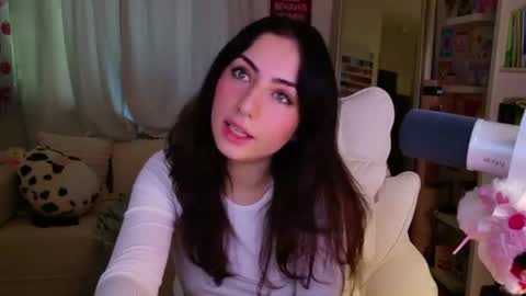 bellabeauu Momentaufnahme des Live-Raums auf Chaturbate