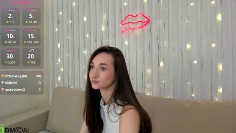 betty_watts live room snapshot on Chaturbate