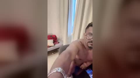 bhagihero momentopname van live room op Chaturbate