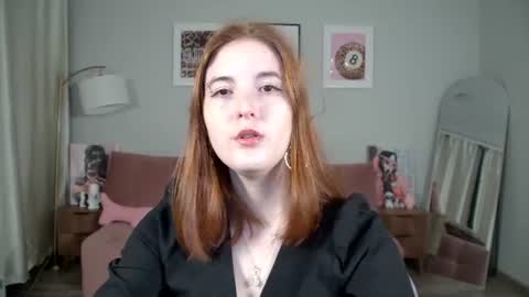 biancablazes live room snapshot on Chaturbate