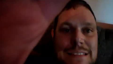 bigsmilekyle momentopname van live room op Chaturbate