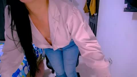bittermomxxx momentopname van live room op Chaturbate