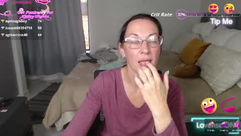 boeslaboes captura da sala ao vivo na Chaturbate
