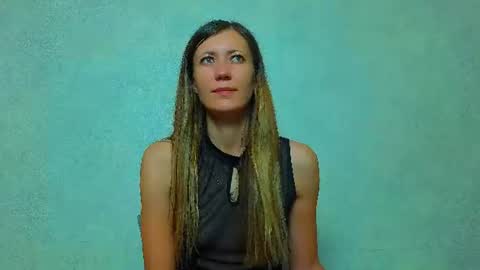 bom_mia_bom captura de la sala en vivo en Chaturbate