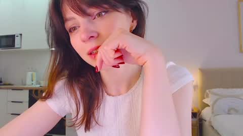bonjourlabelle Momentaufnahme des Live-Raums auf Chaturbate