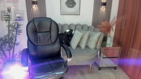 briana_sun_ Momentaufnahme des Live-Raums auf Chaturbate