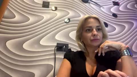 brianalush captura da sala ao vivo na Chaturbate