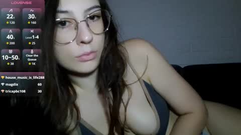briannamellers live room snapshot on Chaturbate