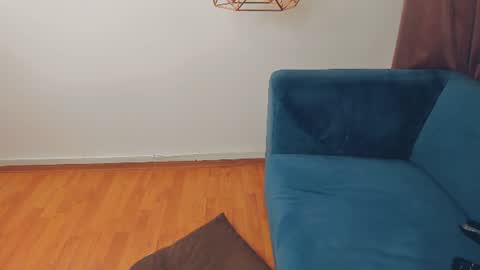 brilliantegirl_ momentopname van live room op Chaturbate