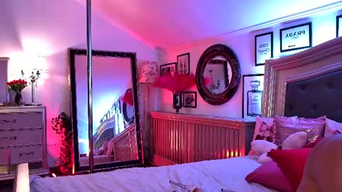brookeember live room snapshot on Chaturbate