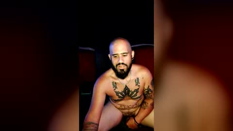 brownboyt captura da sala ao vivo na Chaturbate