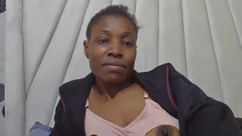 bubbly_jocyce captura de la sala en vivo en Chaturbate