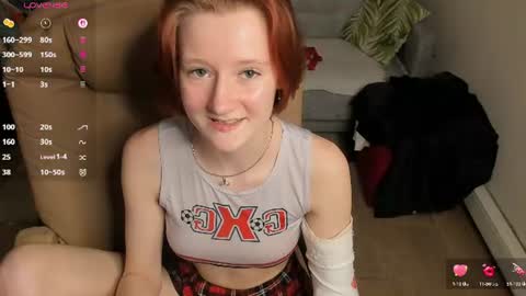 bunnyy_4u live room snapshot on Chaturbate