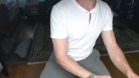 c0mplete_package live room snapshot on Chaturbate