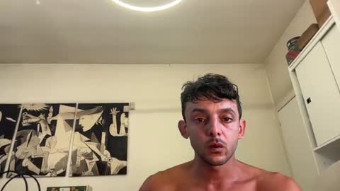 carlos037tm Momentaufnahme des Live-Raums auf Chaturbate