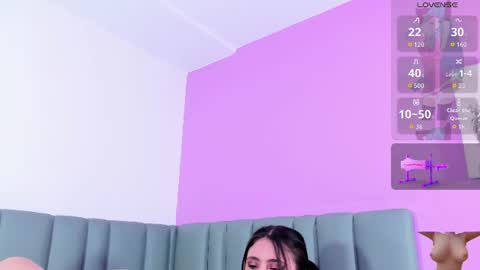 caroline_bigboobs_ live room snapshot on Chaturbate