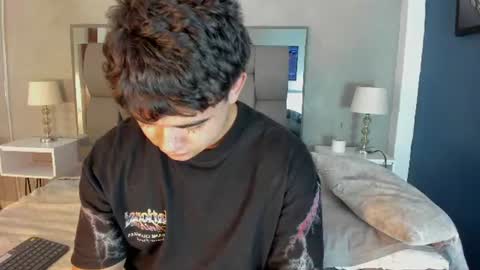 charlie___musk Momentaufnahme des Live-Raums auf Chaturbate