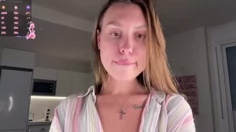 charlimontanna1 Momentaufnahme des Live-Raums auf Chaturbate