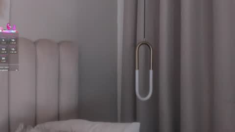 charlottedupontt captura de la sala en vivo en Chaturbate