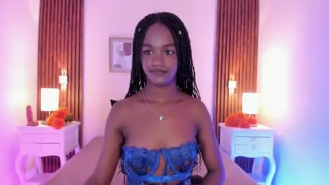 chloebrunnie live room snapshot on Chaturbate