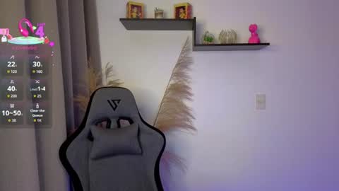 chloebum_ Momentaufnahme des Live-Raums auf Chaturbate