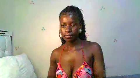 chocolate00ivae momentopname van live room op Chaturbate