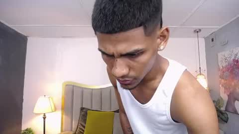 chris_jacks momentopname van live room op Chaturbate
