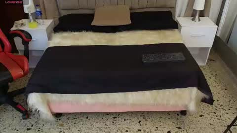 christian_boleyn снимок онлайн-комнаты на Chaturbate