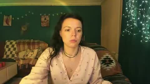 clancyosbourne momentopname van live room op Chaturbate