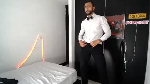 claybrown_ Momentaufnahme des Live-Raums auf Chaturbate