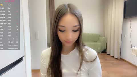 clementinecampion captura de la sala en vivo en Chaturbate