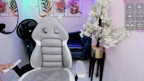 cleo_adamss captura de la sala en vivo en Chaturbate