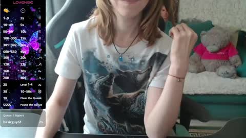 cleo_sertori_ снимок онлайн-комнаты на Chaturbate