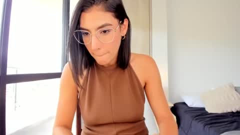 cleoo_stickk captura da sala ao vivo na Chaturbate