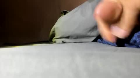 cmen420 live room snapshot on Chaturbate