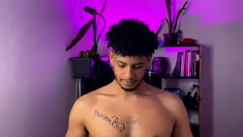 colt_addam captura de la sala en vivo en Chaturbate