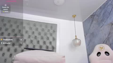 coonie_paige captura de la sala en vivo en Chaturbate