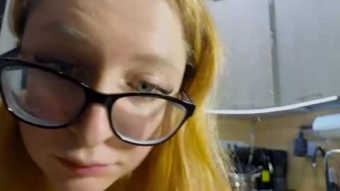 coy_girl_ Momentaufnahme des Live-Raums auf Chaturbate