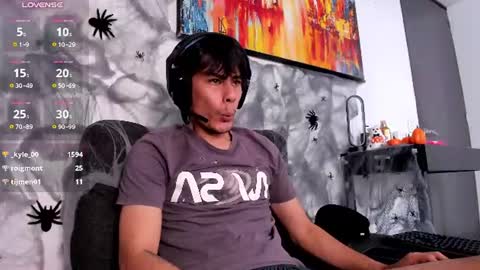 cristian_ortiz_1 Momentaufnahme des Live-Raums auf Chaturbate