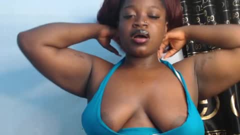 cum_coco_sweet captura de la sala en vivo en Chaturbate