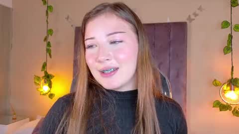 dahlia_rousse captura de la sala en vivo en Chaturbate