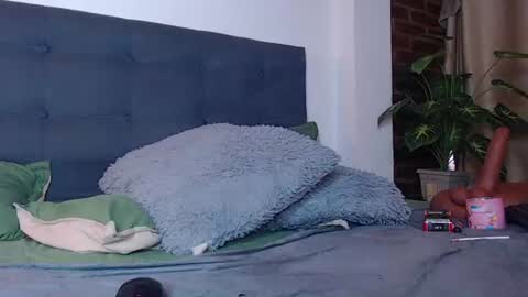 dahyan_ momentopname van live room op Chaturbate
