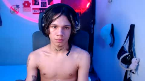 damnboyy18 captura de la sala en vivo en Chaturbate
