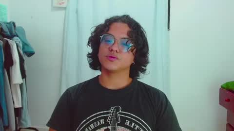 dan_blous Momentaufnahme des Live-Raums auf Chaturbate