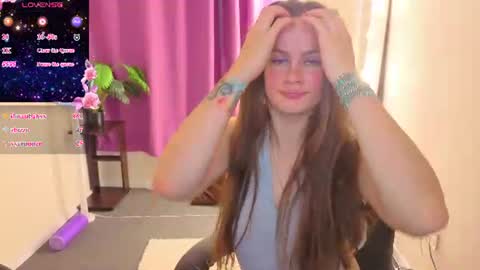 datsi_benson Momentaufnahme des Live-Raums auf Chaturbate