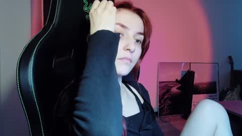 dead_girll momentopname van live room op Chaturbate