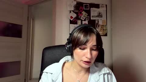 deeannawedemeyer live room snapshot on Chaturbate